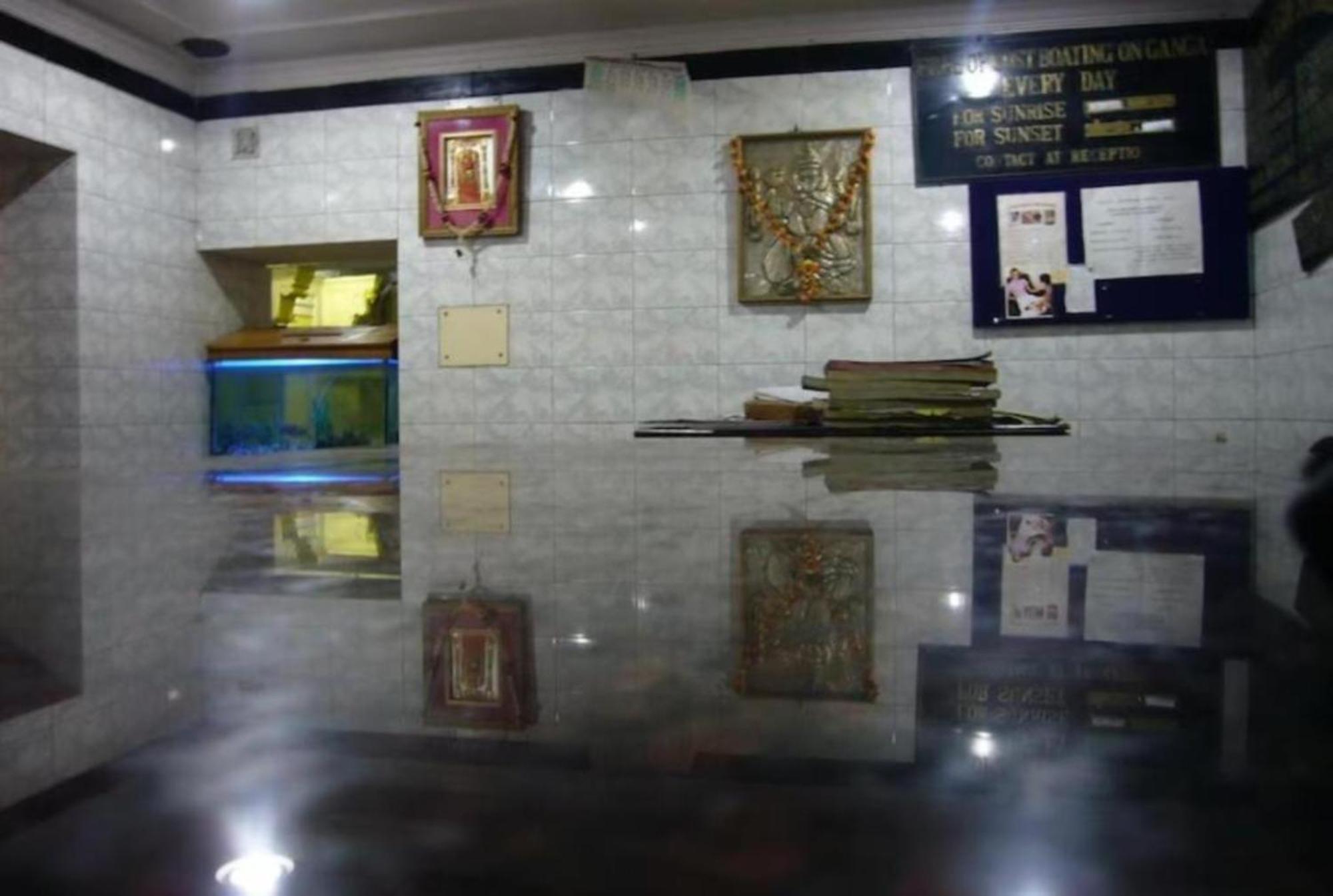 Goroomgo Shanti Near Ganga Ghat Hotel Varanasi